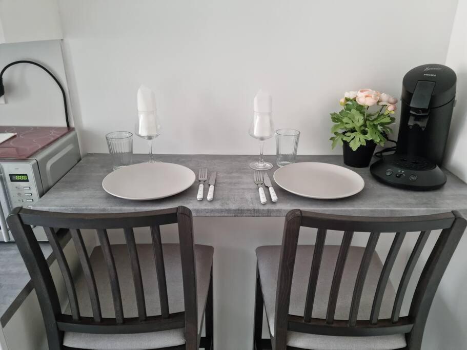 2 Pieces * Nizza